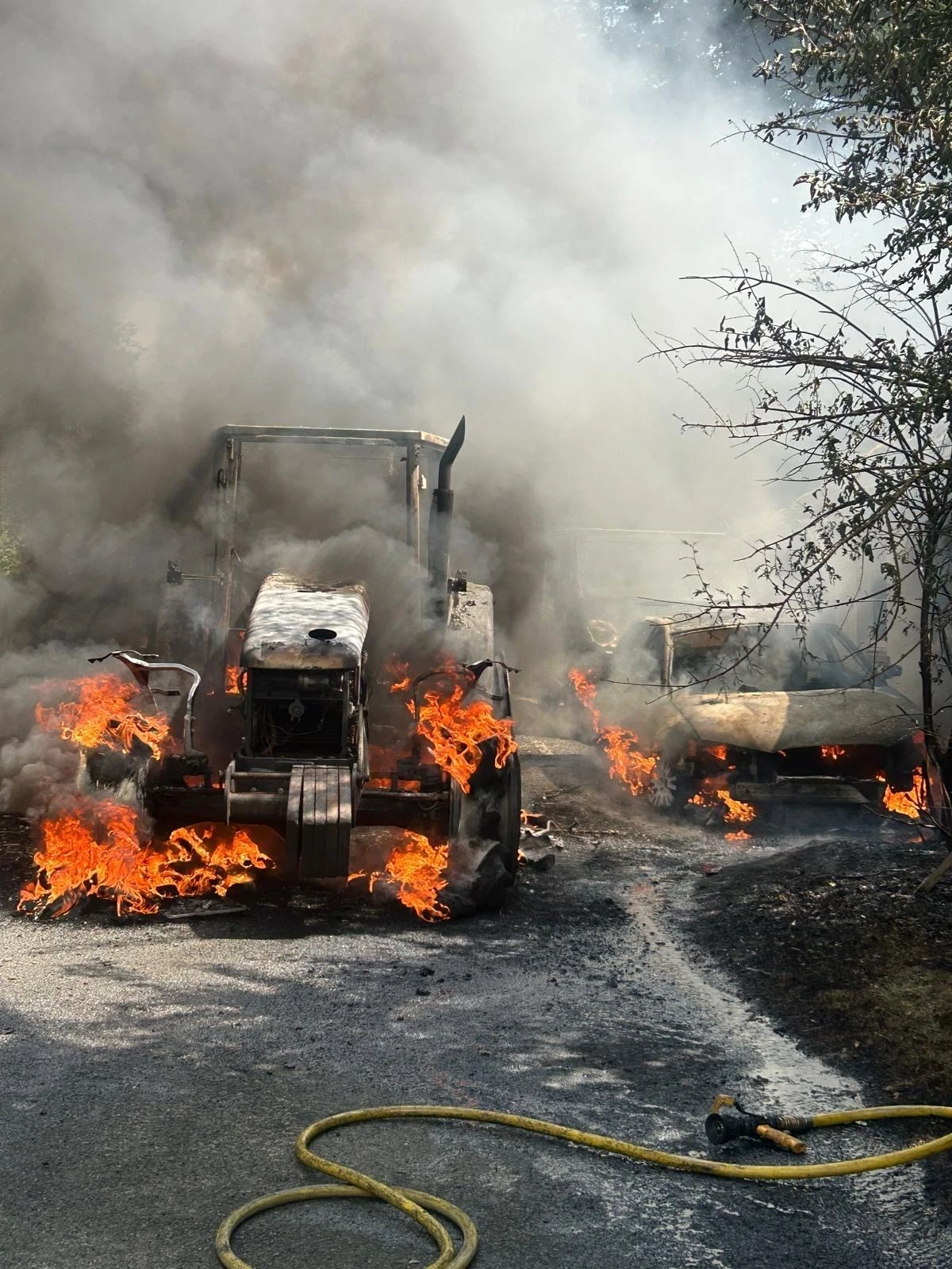 Llangeler Tractor Fire 01